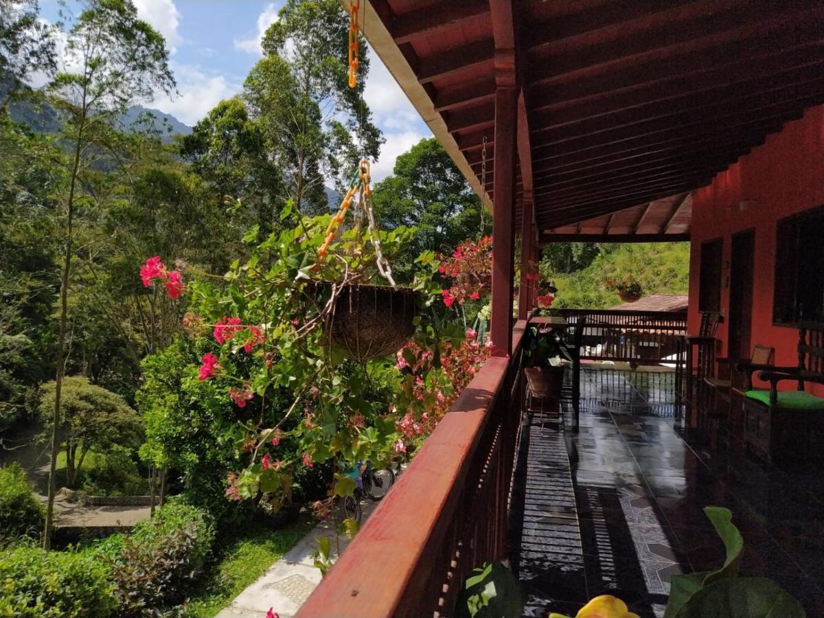 Hotel Orillas Del Pizano ハルディン エクステリア 写真