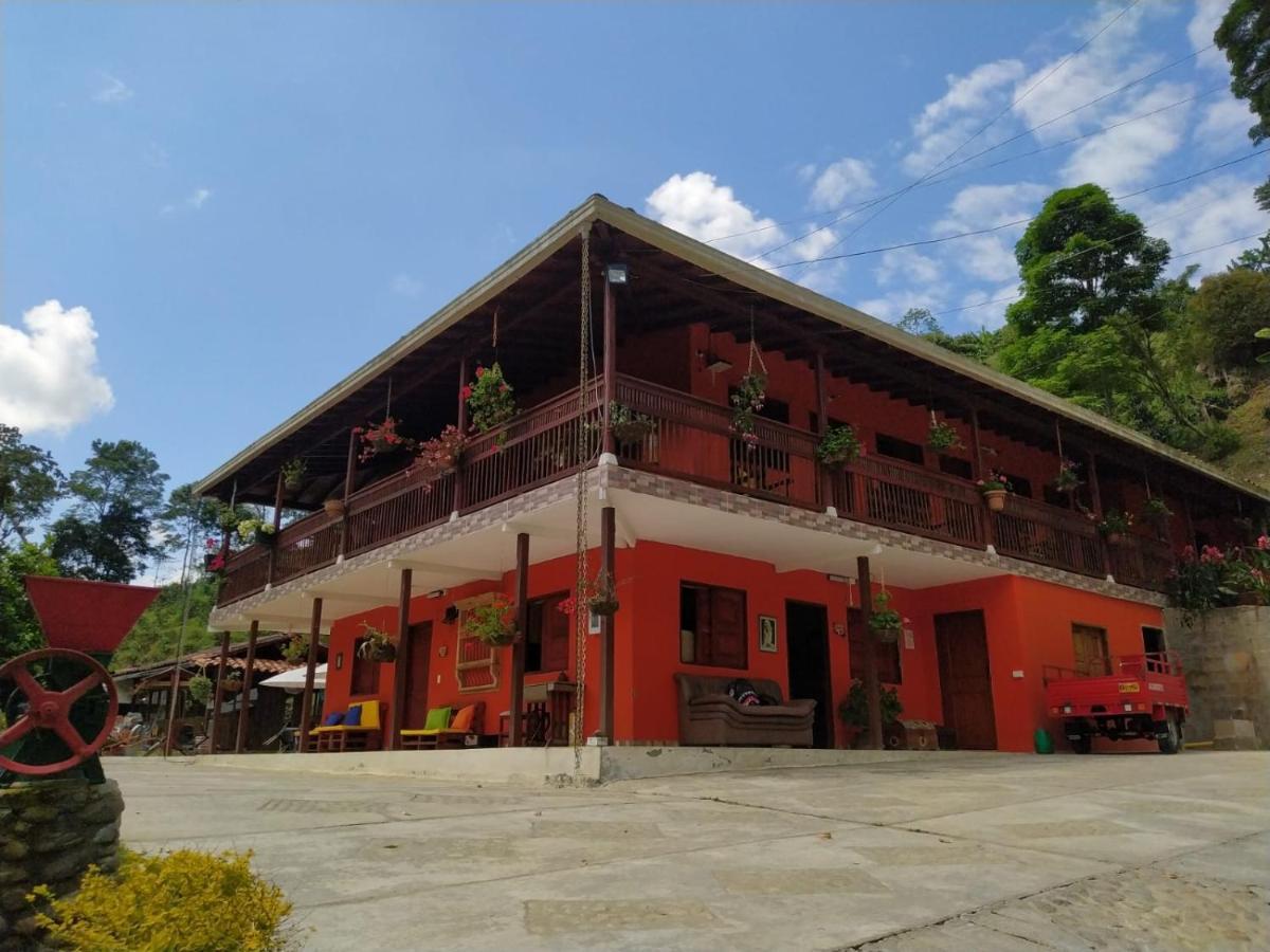 Hotel Orillas Del Pizano ハルディン エクステリア 写真