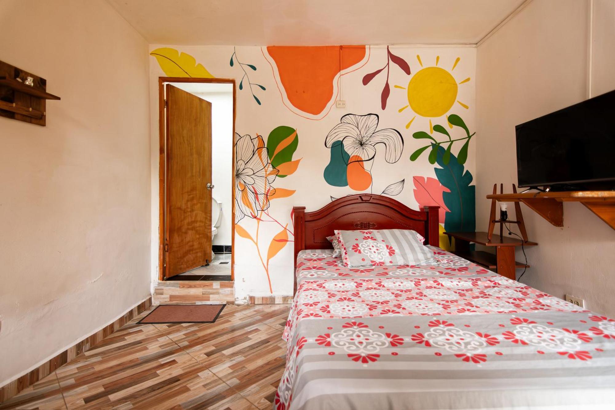 Hotel Orillas Del Pizano ハルディン エクステリア 写真