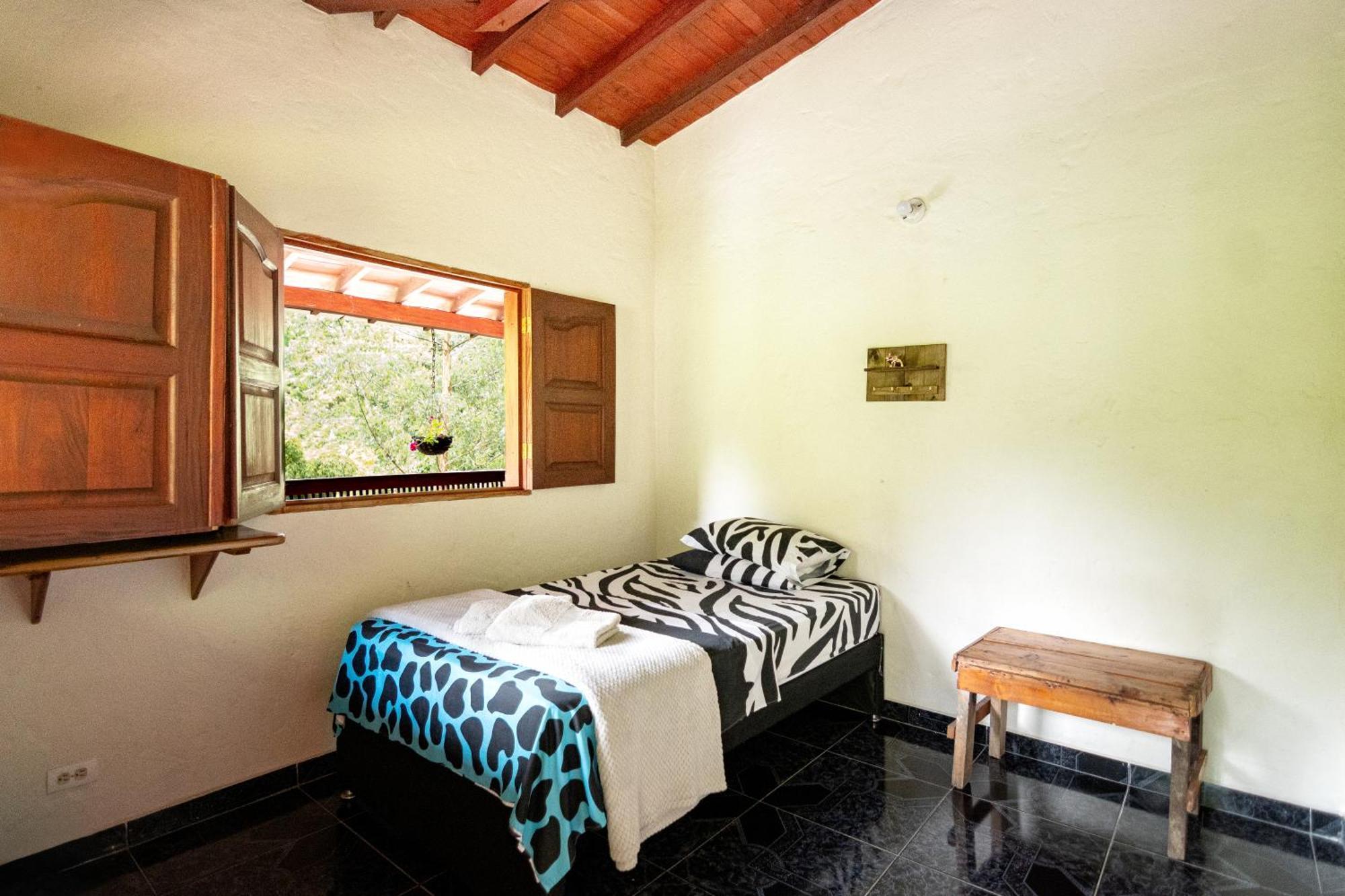 Hotel Orillas Del Pizano ハルディン エクステリア 写真