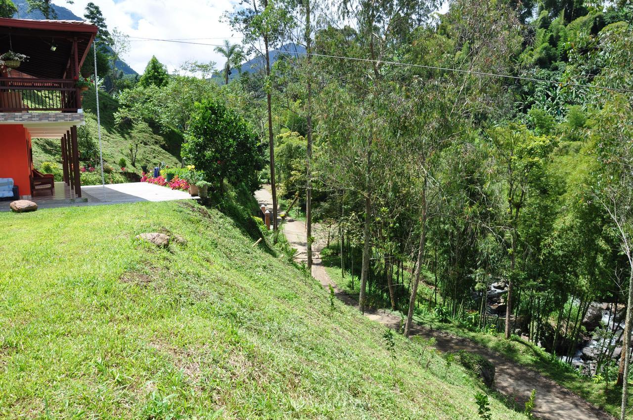 Hotel Orillas Del Pizano ハルディン エクステリア 写真